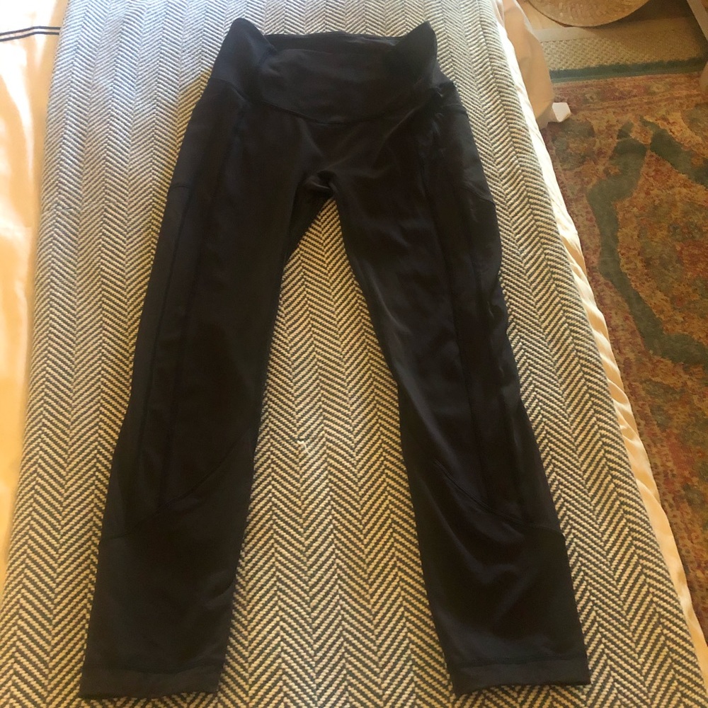 Lululemon Navy leggings size 6